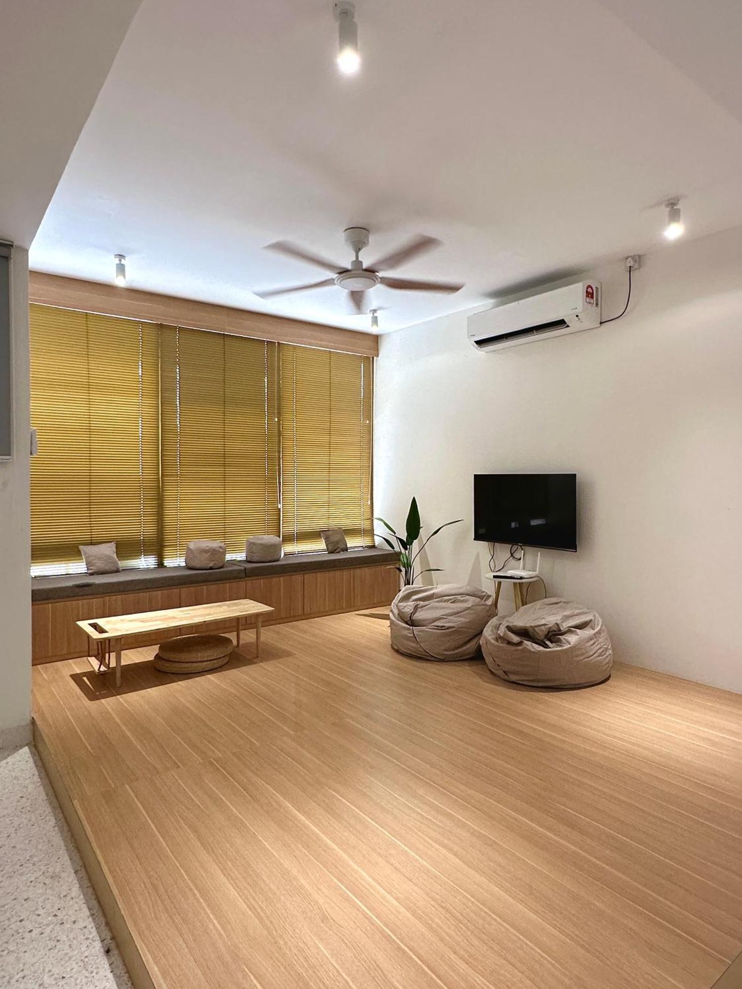 Rumah percutian The Time Capsule 4b3b By Verve 12 Pax *